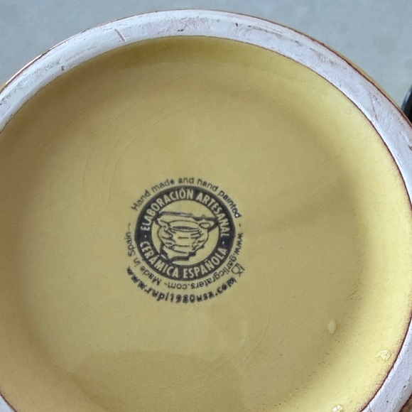 Decorative Ceramic Garlic keeper Set - Picture 6 of 6